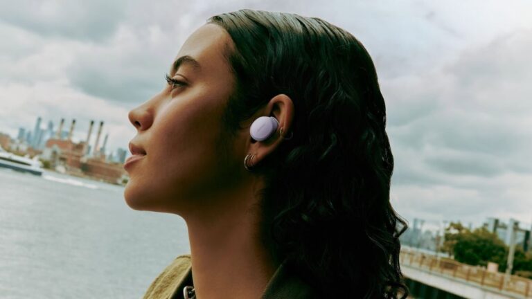 Global Wireless Earbuds Market Shows Highest Growth Rate Since 2021